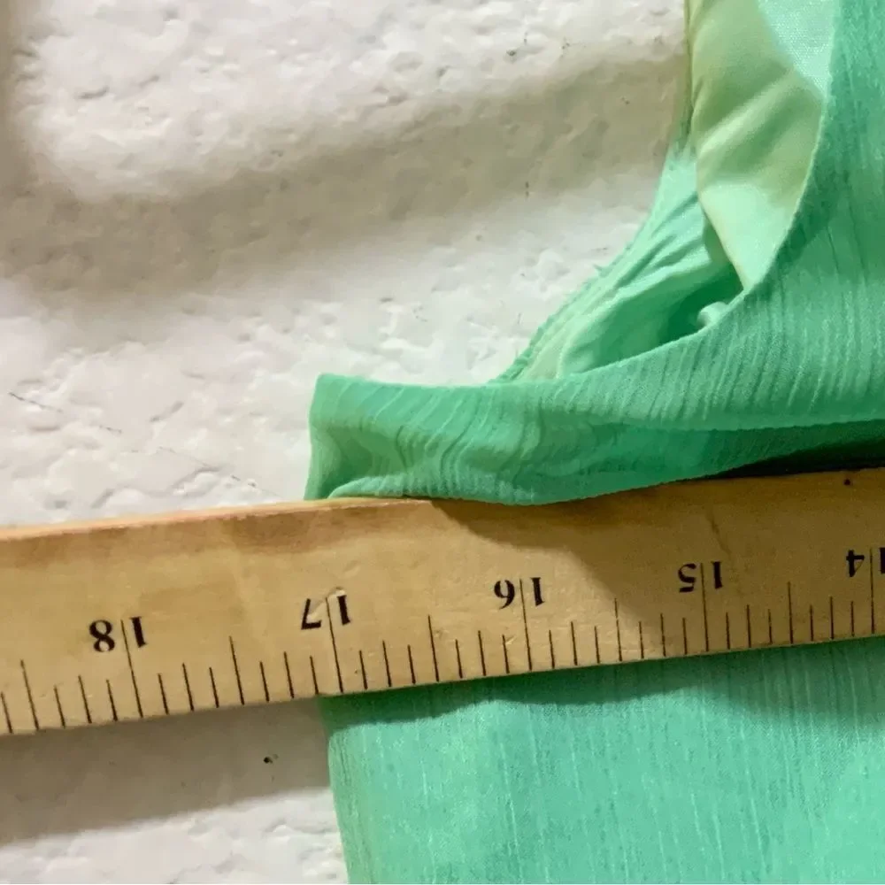 Jcrew Green Ruffle Neck lined Blouse Size 4